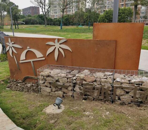 南明锈钢板挡土墙